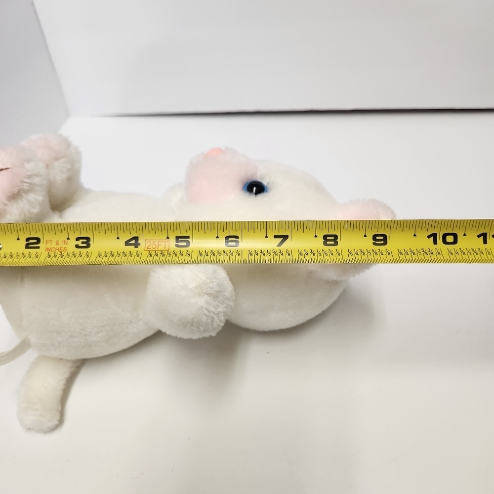 Vintage 1980s White Cat Stuffed Animal Plush Toy Kitten - Picture 6 of 6